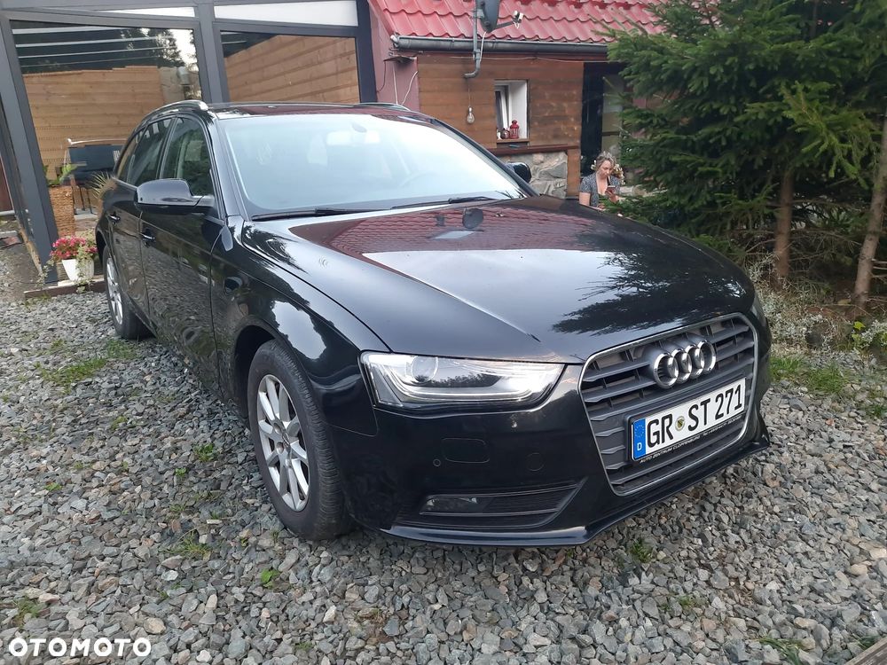 Audi A4 Avant 2.0 TDI DPF Attraction - 1