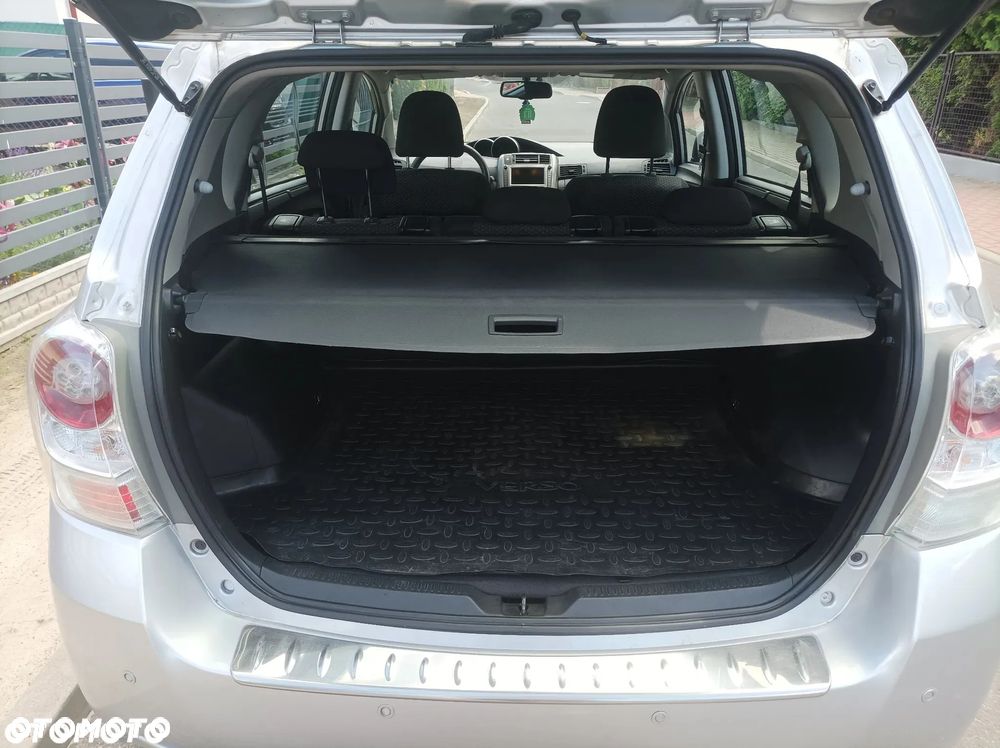 Toyota Verso 1.8 Premium EU5 MS - 12