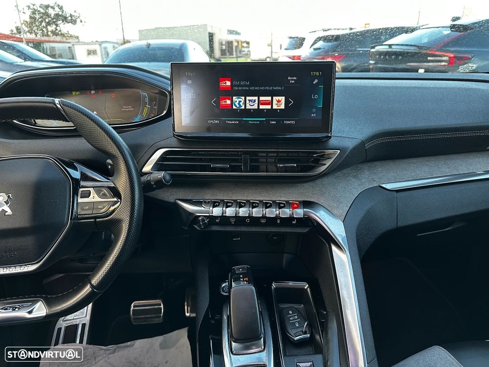 Peugeot 3008 1.6 Hybrid GT Pack e-EAT8 - 28