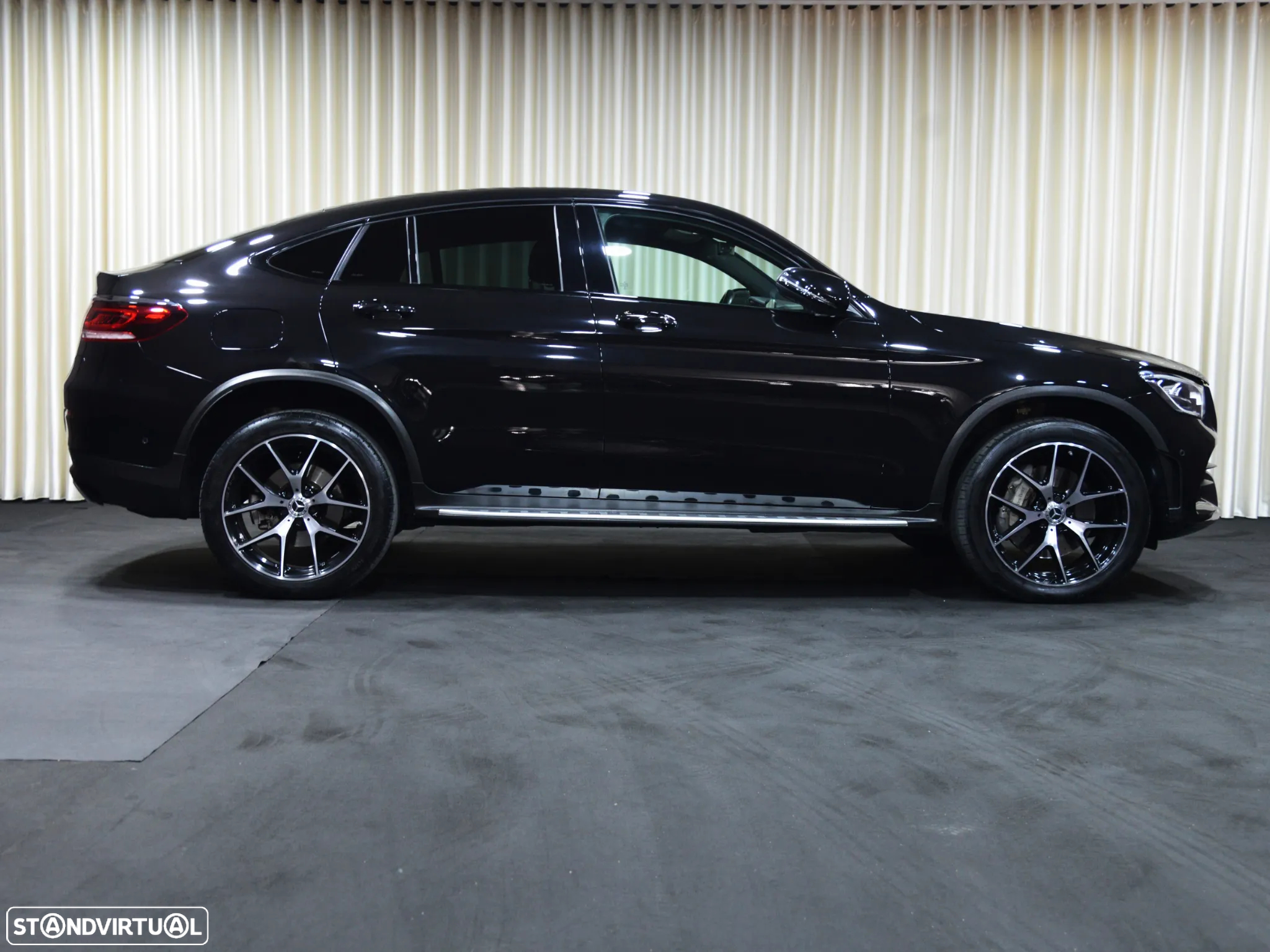 Mercedes-Benz GLC 300 de Coupé 4Matic - 5