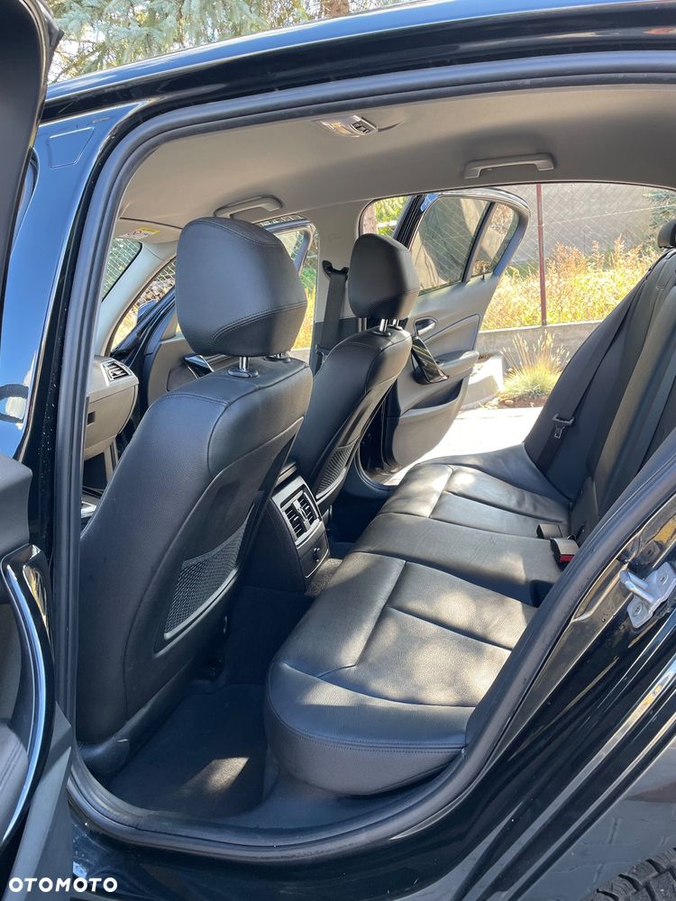 BMW Seria 1 118i - 20