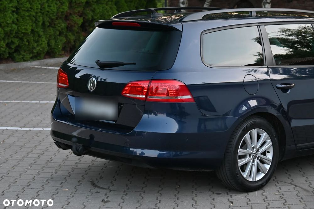 Volkswagen Passat 2.0 TDI DSG BlueMotion Technology Highline - 18