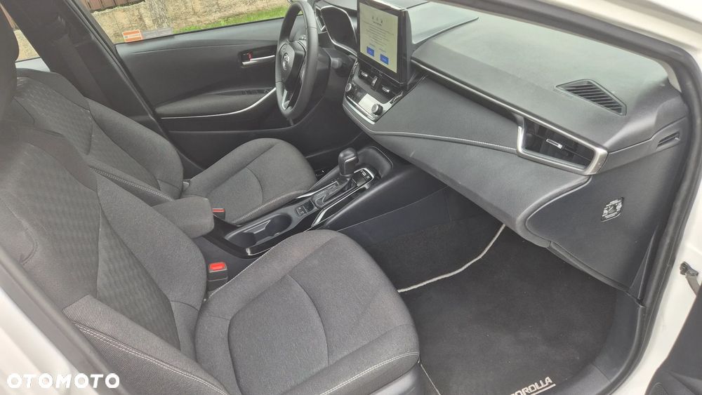 Toyota Corolla 1.8 Hybrid Comfort - 6