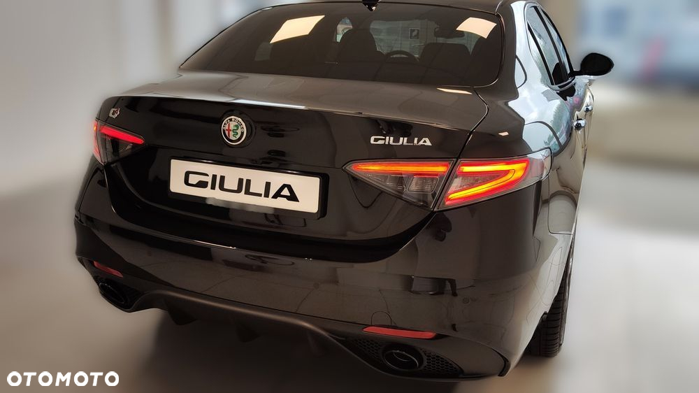 Alfa Romeo Giulia 2.0 Turbo Veloce Q4 - 4