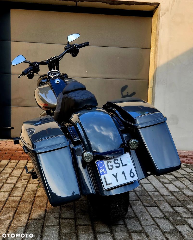 Harley-Davidson Touring Road King - 22