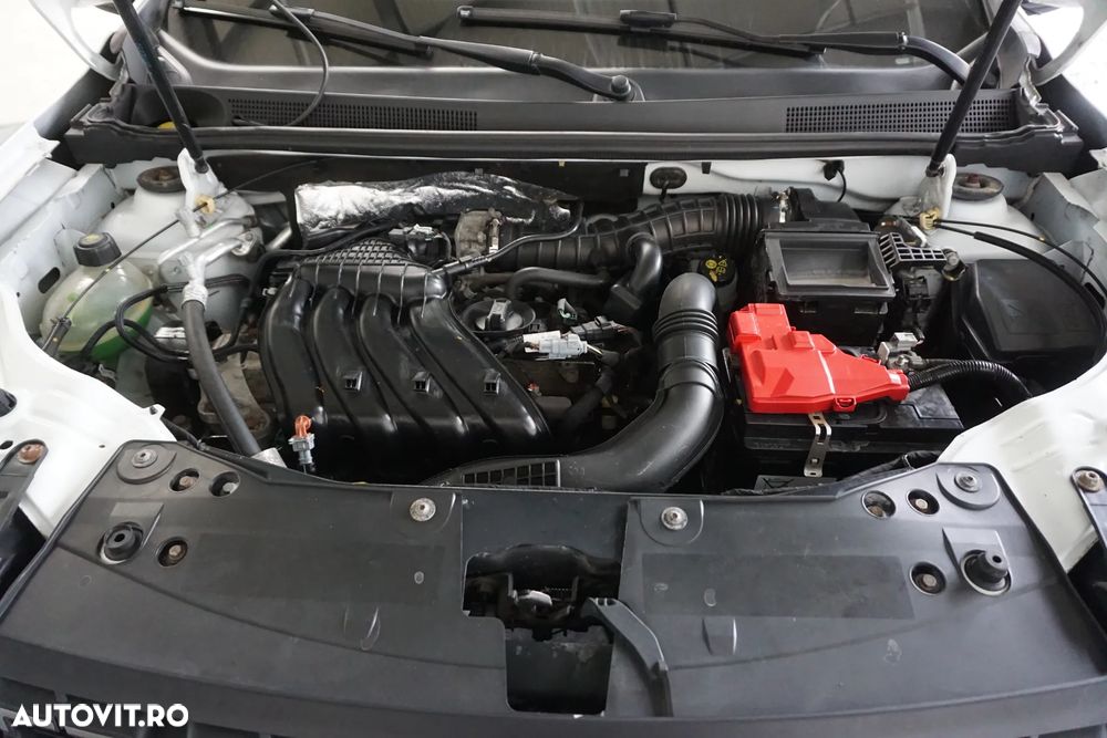 Dacia Duster 1.6 SCe 4WD Comfort - 17