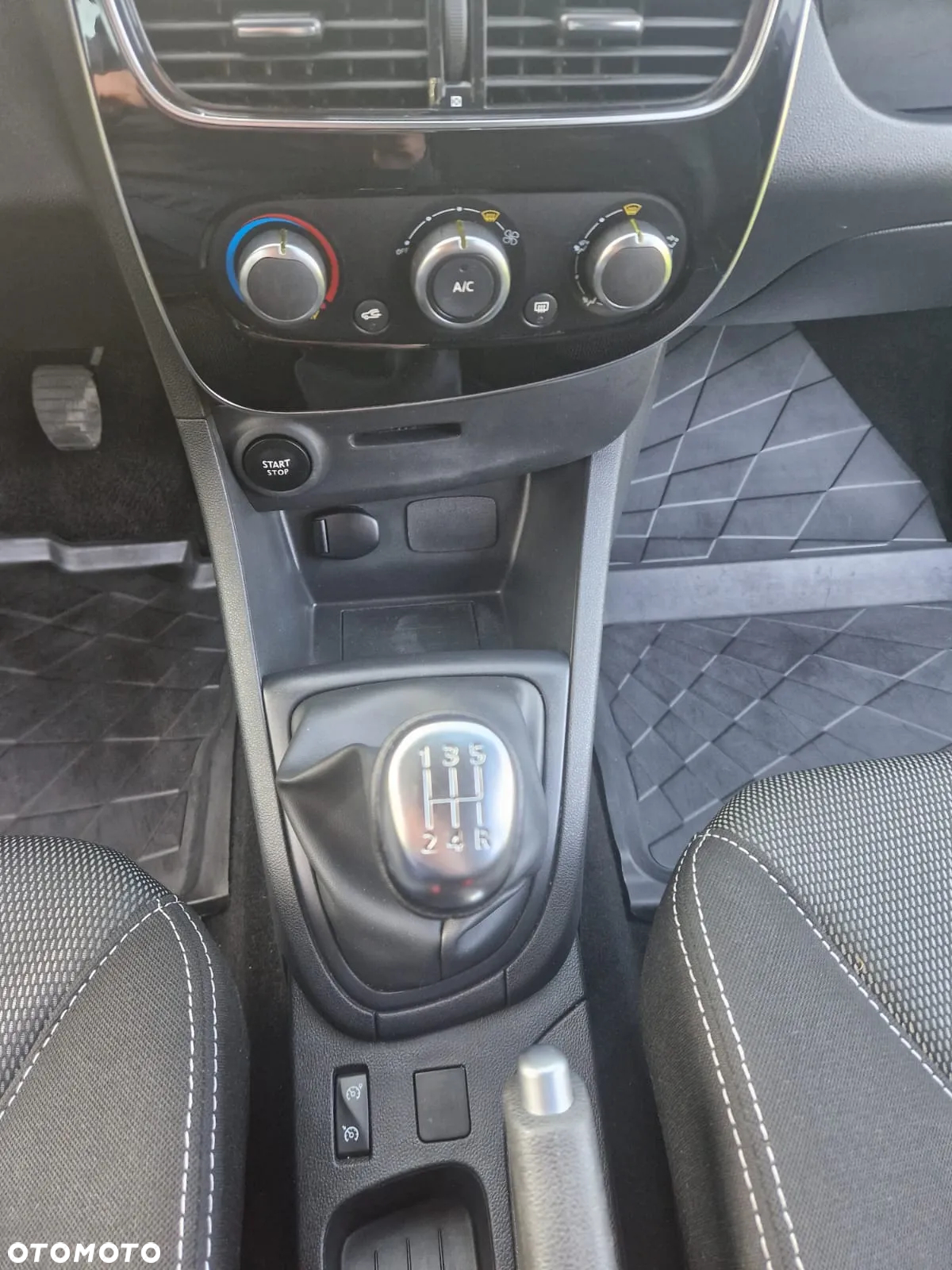 Renault Clio 1.5 dCi Business - 11