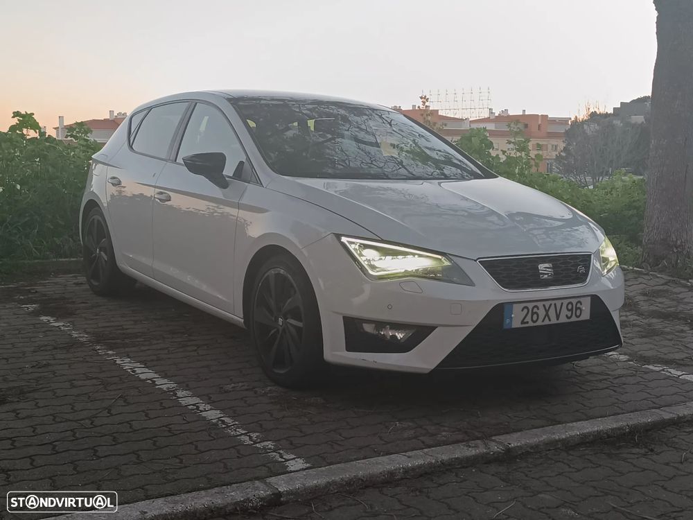 SEAT Leon 2.0 TDI DPF S&S FR - 1