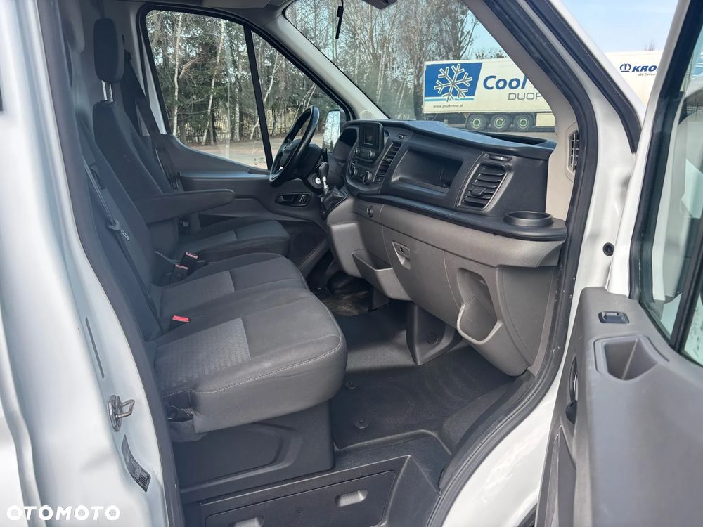Ford Transit - 19