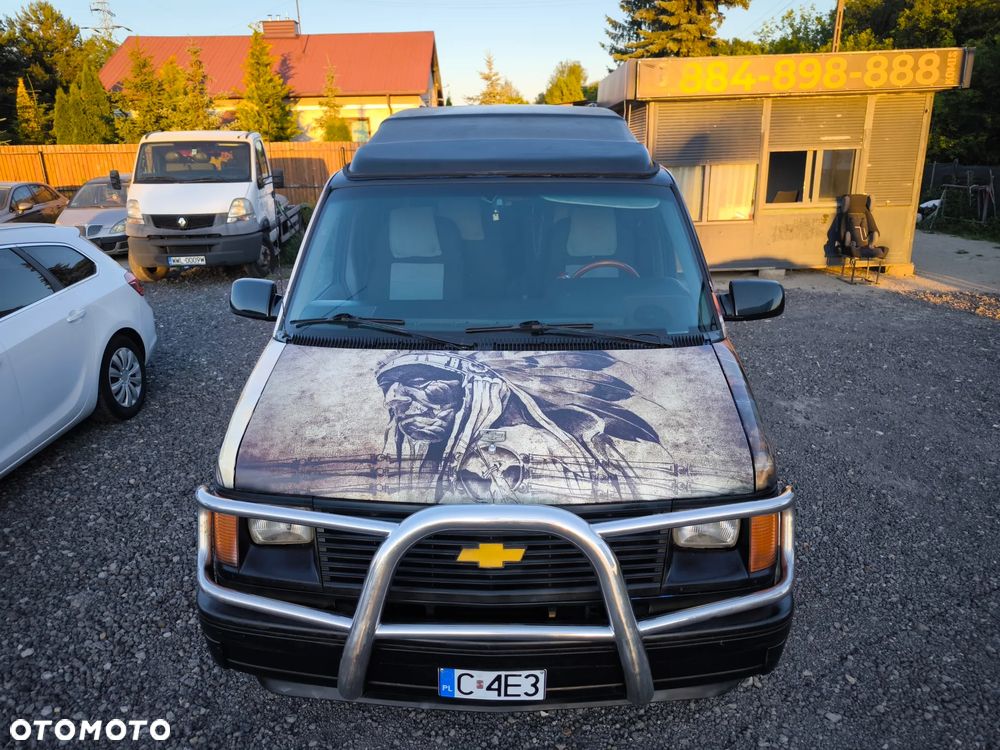 Chevrolet Astro - 3