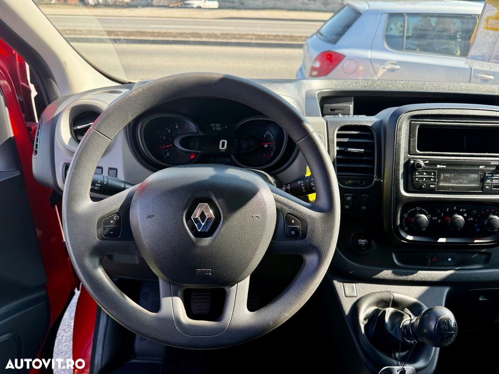 Renault Trafic - 9