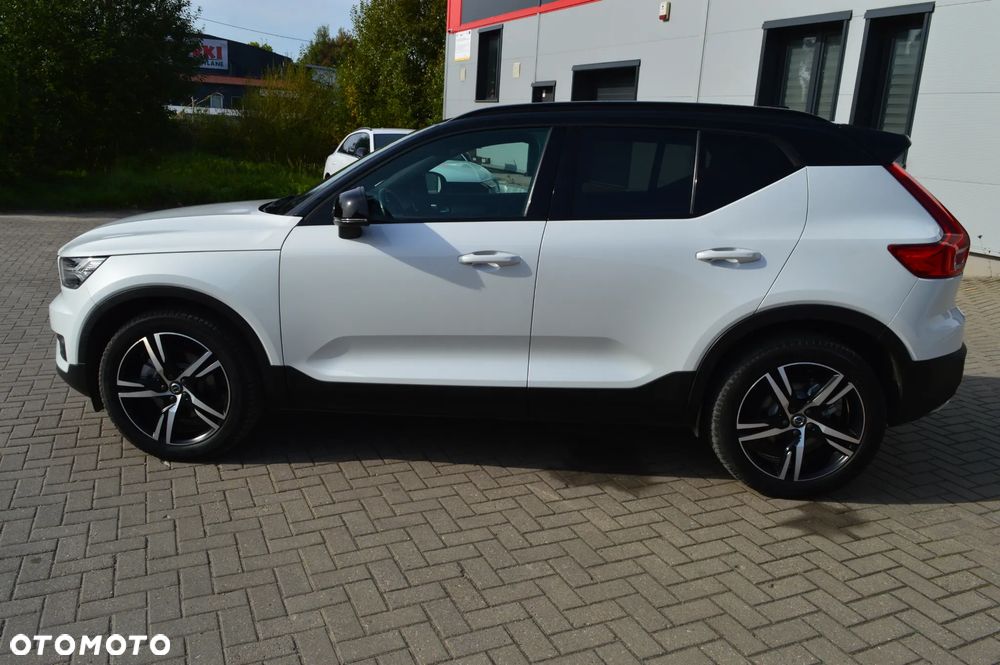 Volvo XC 40 D4 AWD Geartronic R-Design - 8