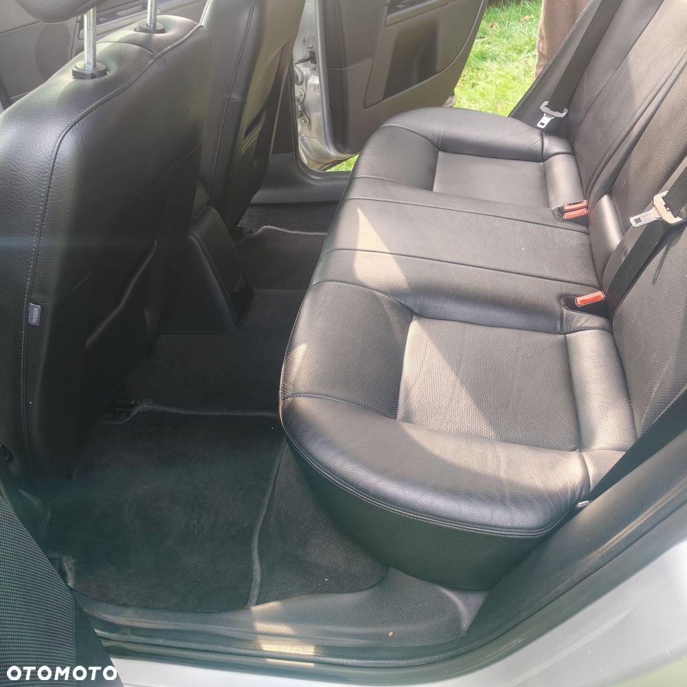 Ford Mondeo - 7