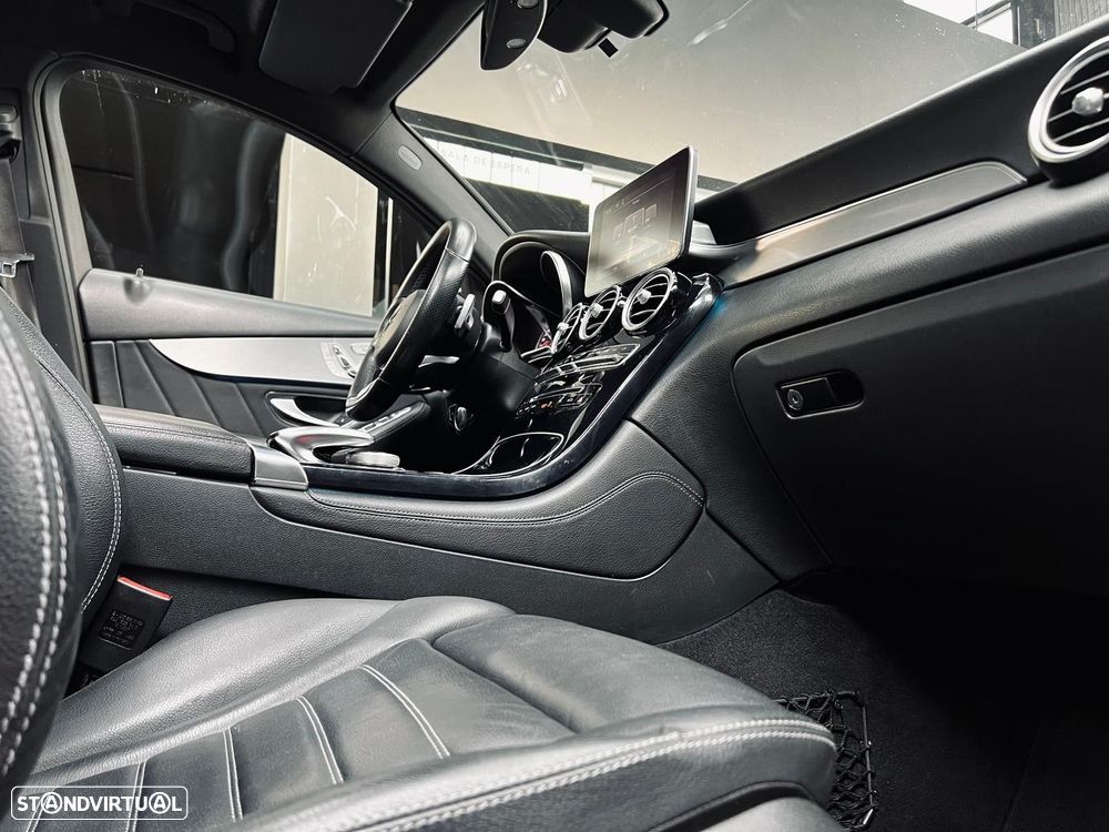 Mercedes-Benz GLC 250 d Coupé AMG Line 4-Matic - 19