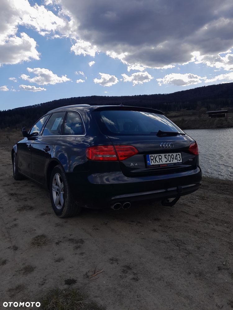 Audi A4 Avant 2.0 TDI DPF Ambition - 4