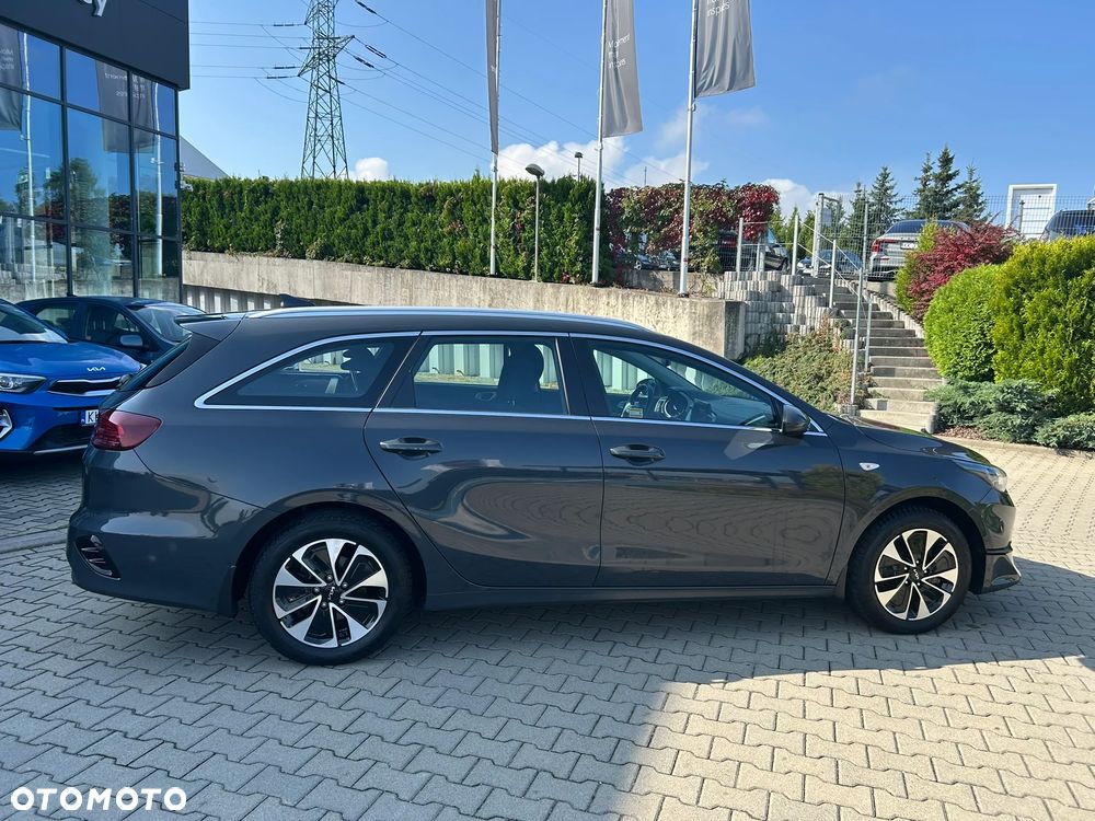 Kia Ceed 1.5 T-GDI M - 2