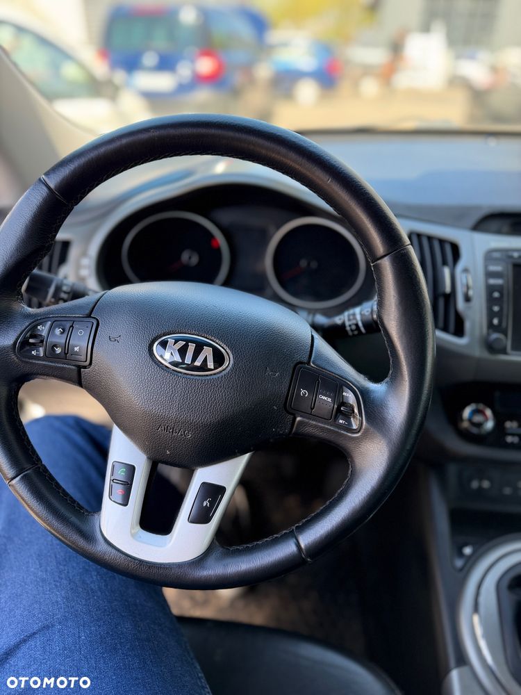 Kia Sportage - 16