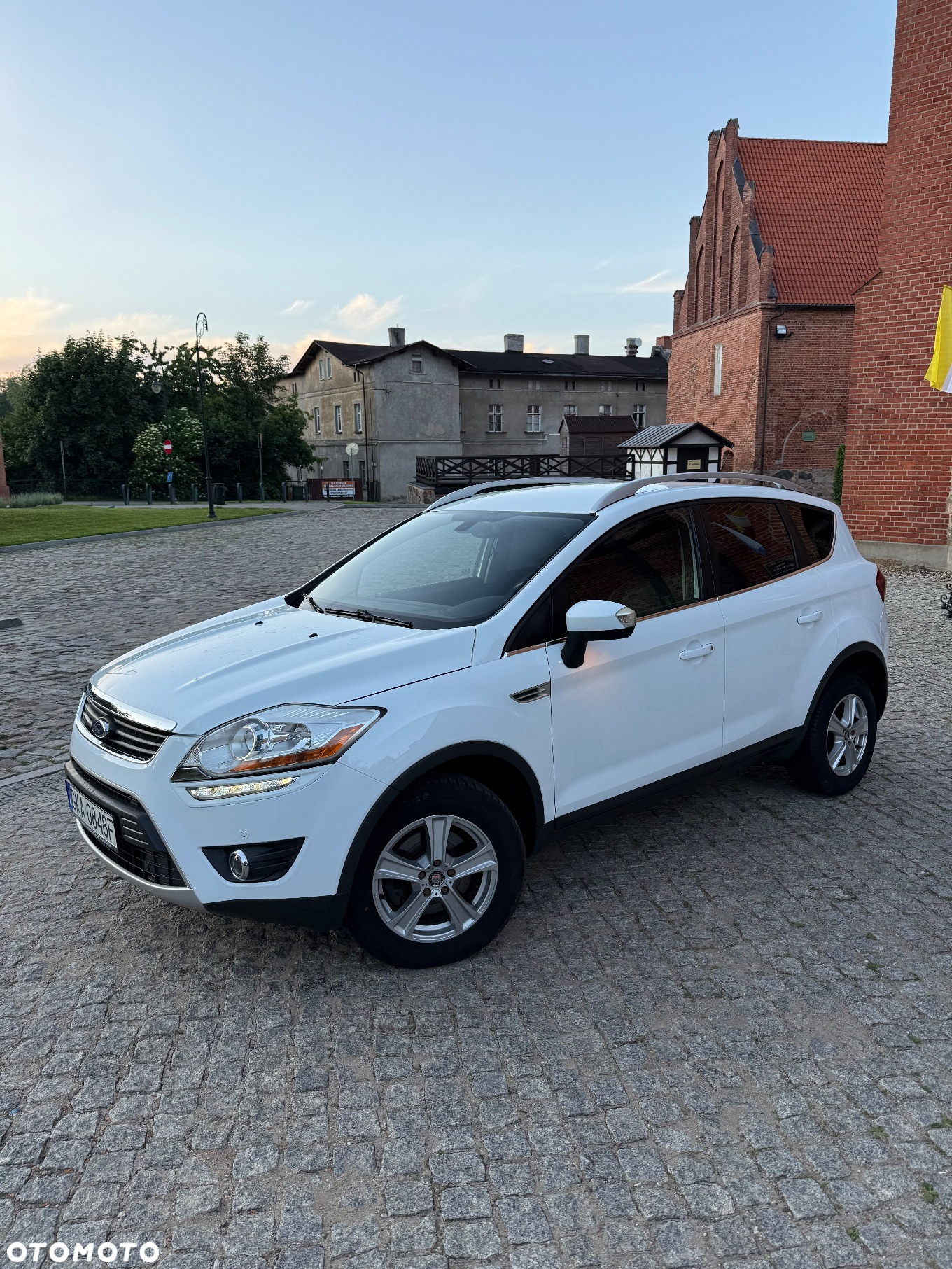 Ford Kuga 2.0 TDCi Titanium - 3