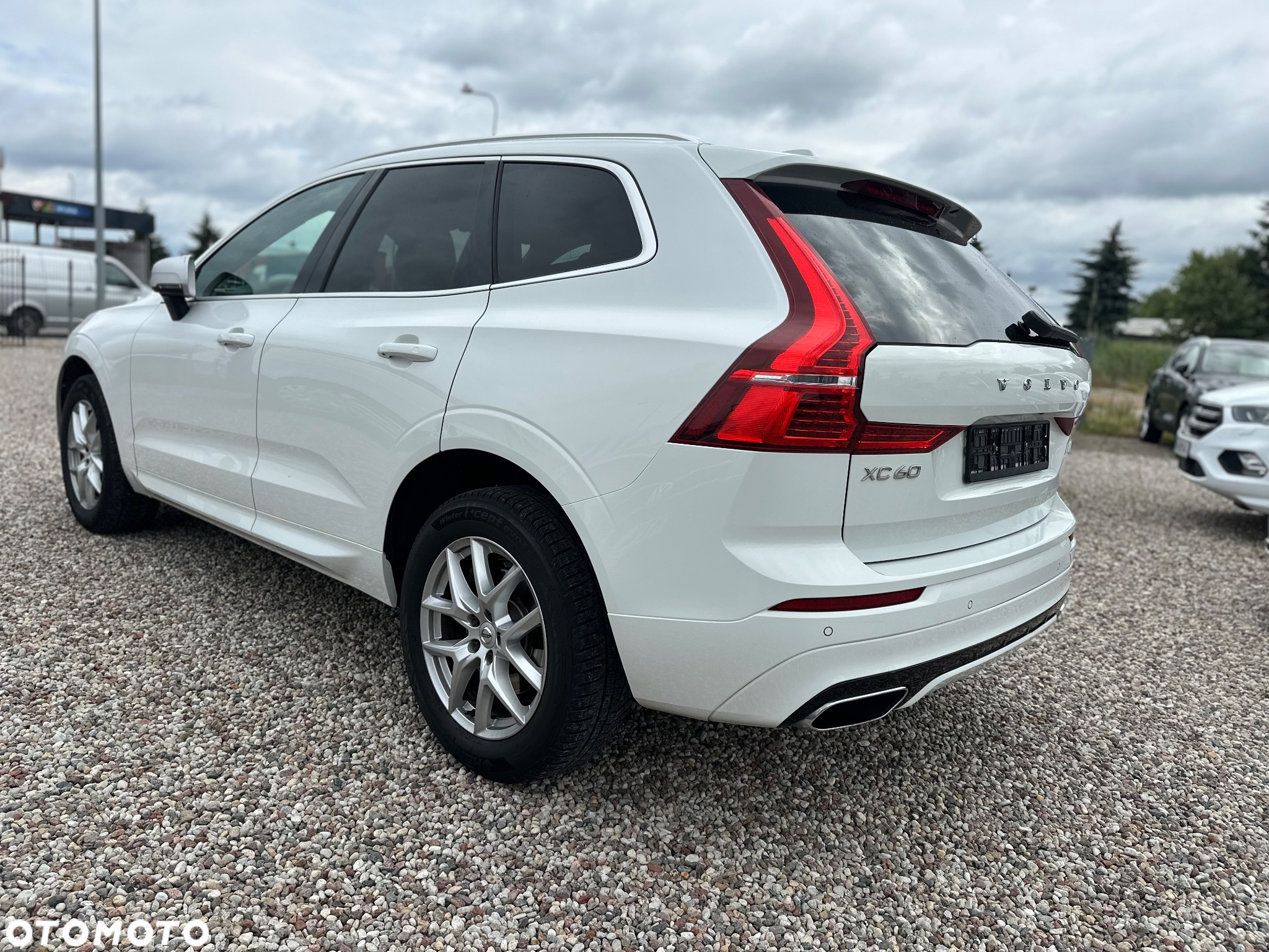 Volvo XC 60 D4 SCR AWD R-Design - 3