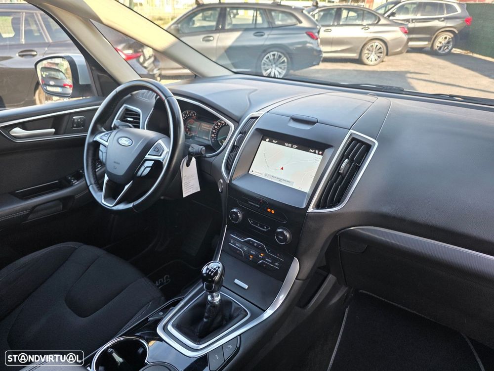 Ford S-Max 2.0 TDCi Titanium - 15