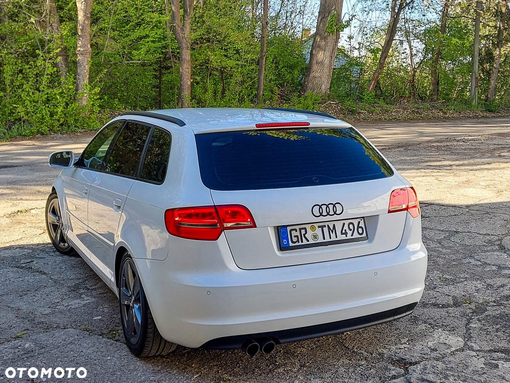 Audi A3 Sportback 1.4 TFSI S Line Sportpaket plus - 4