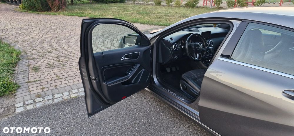 Mercedes-Benz Klasa A 180 Peak Edition - 18