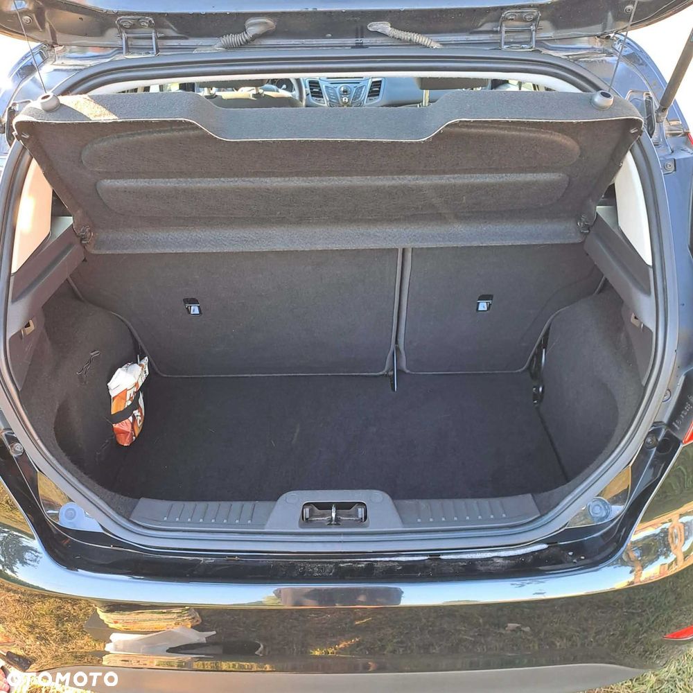 Ford Fiesta - 8