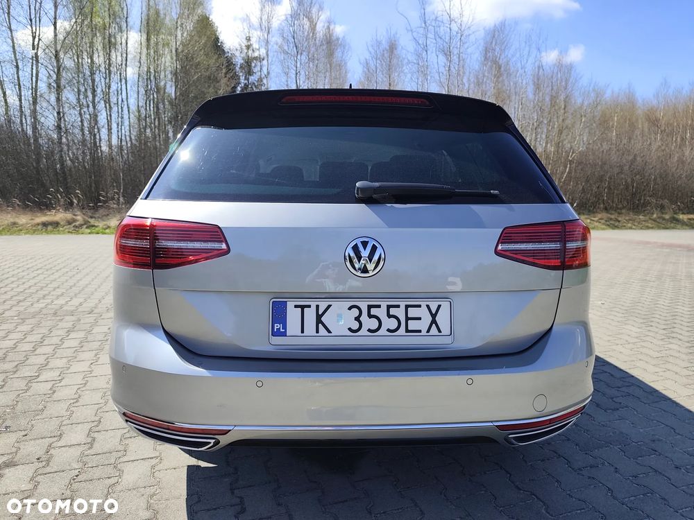 Volkswagen Passat 2.0 TDI (BlueMotion Technology) Highline - 8