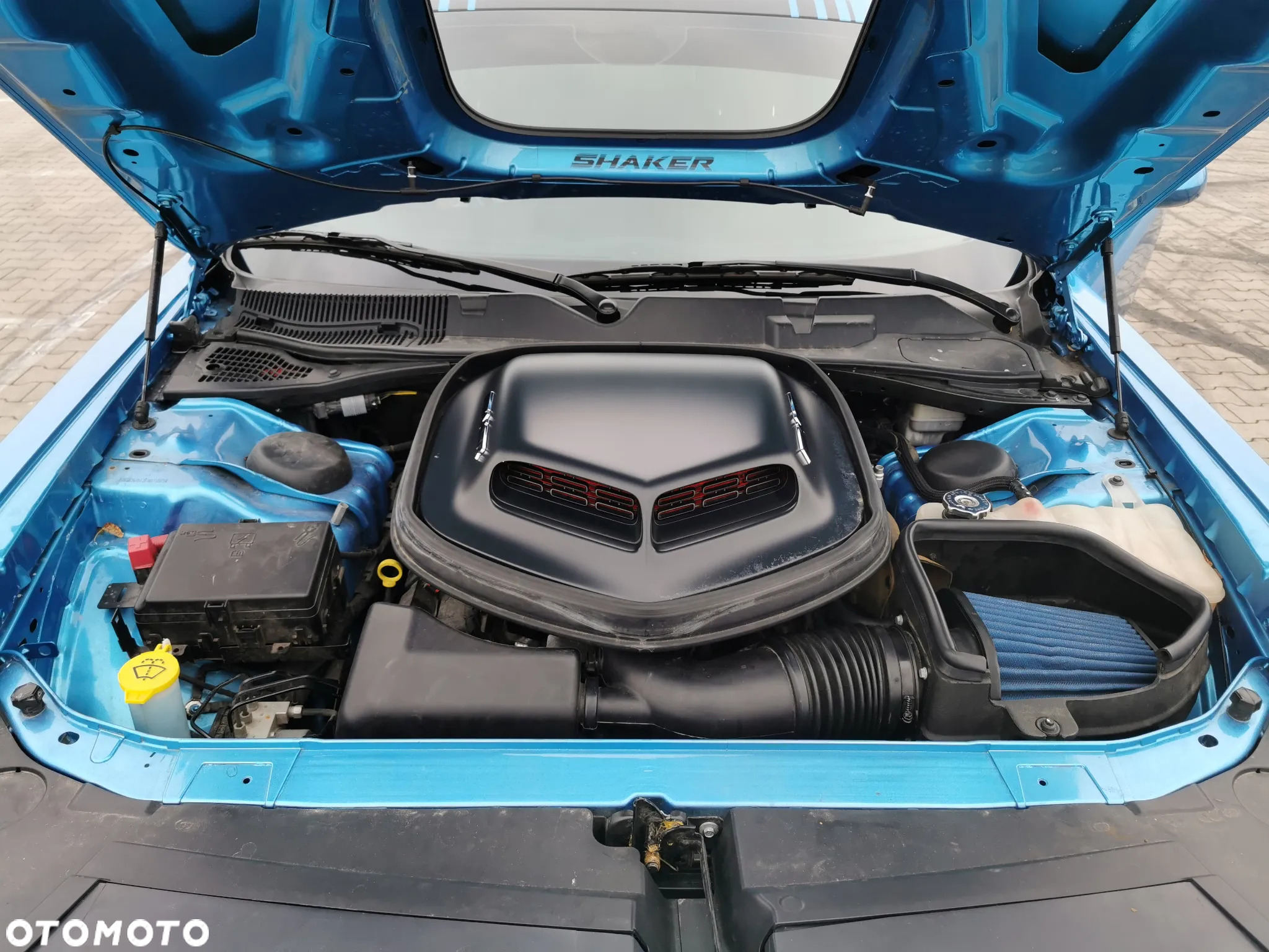 Dodge Challenger - 11