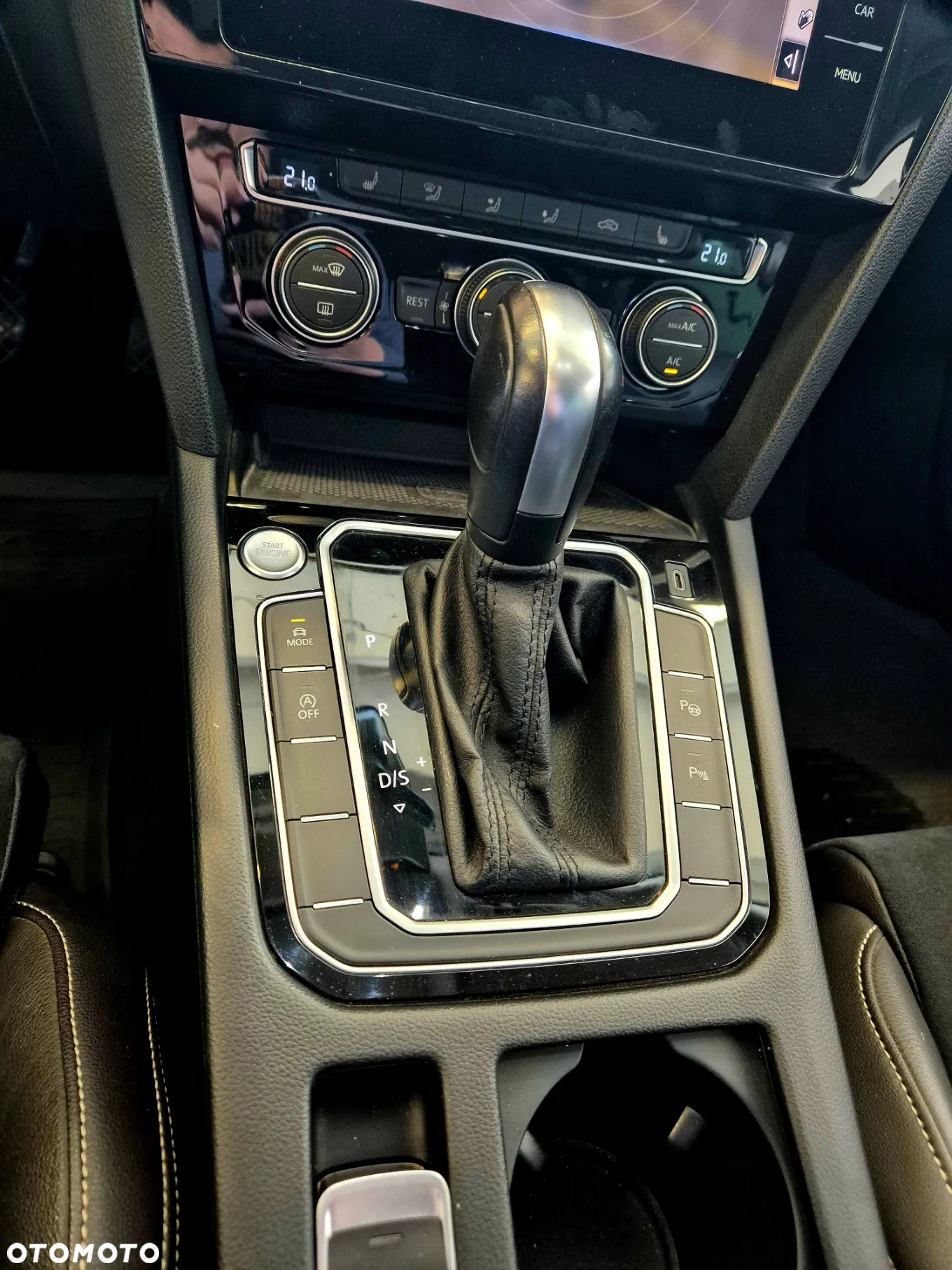 Volkswagen Passat 2.0 TSI Elegance DSG - 22
