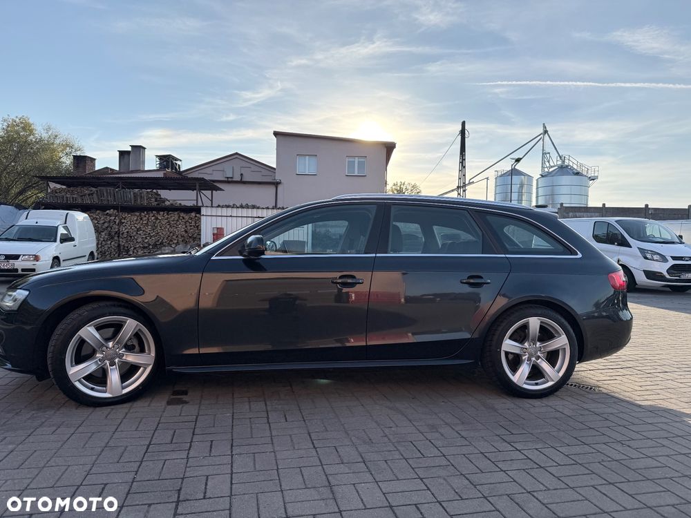 Audi A4 Avant - 10