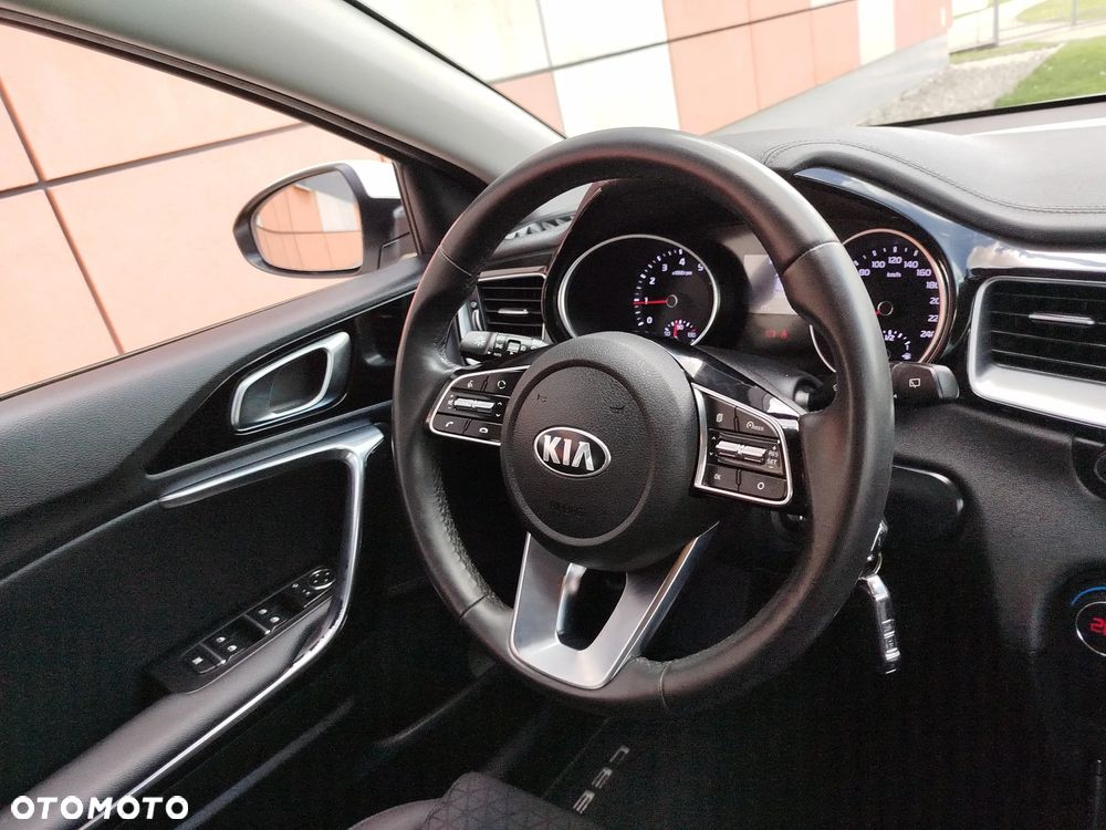 Kia Ceed 1.0 T-GDI ISG Platinum Edition - 13