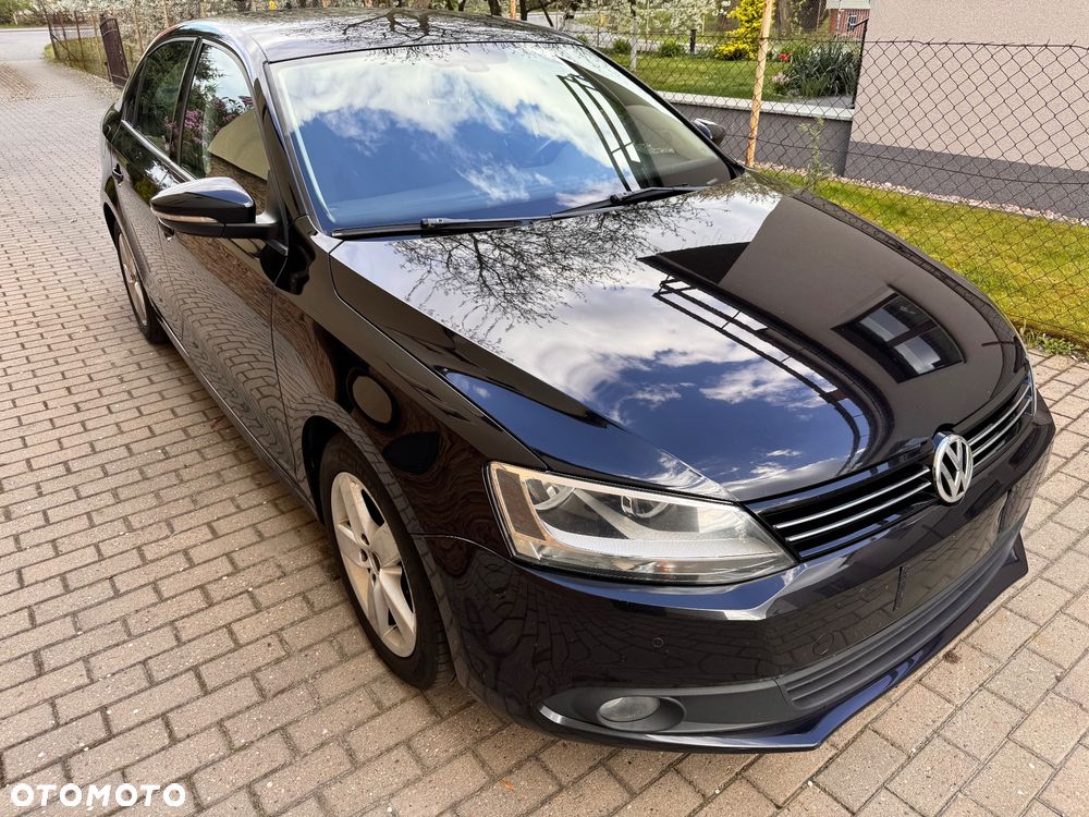 Volkswagen Jetta 1.6 TDI Comfortline Optimum - 12