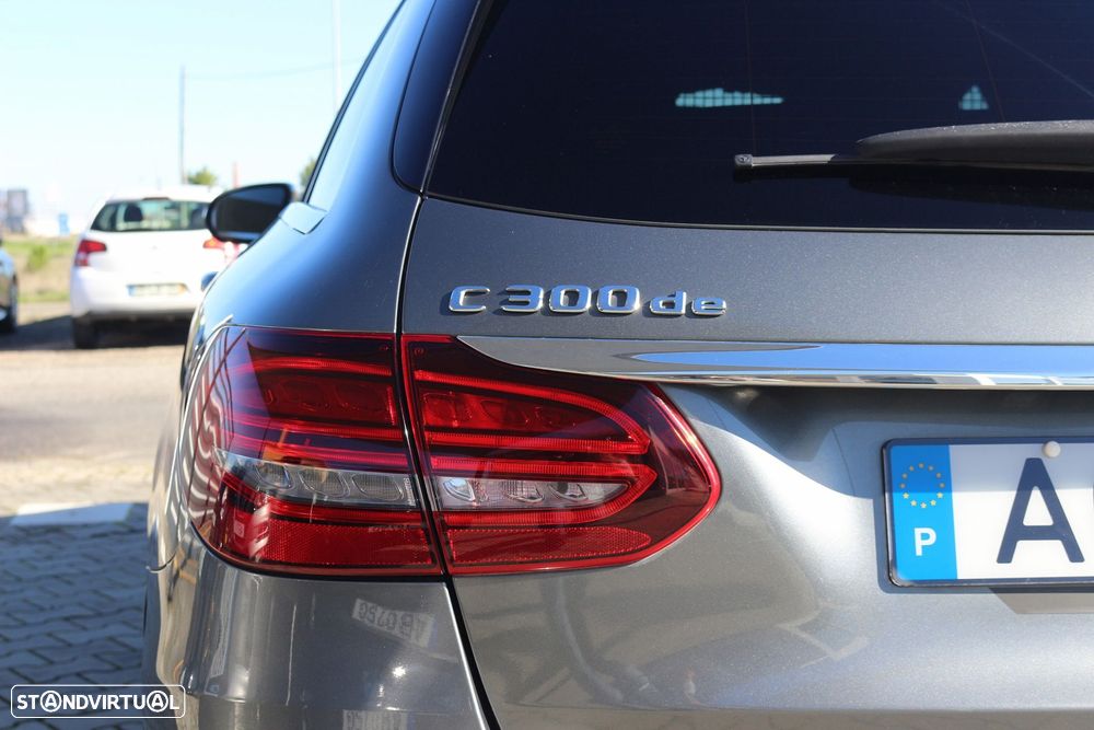 Mercedes-Benz C 300 de AMG Line - 16