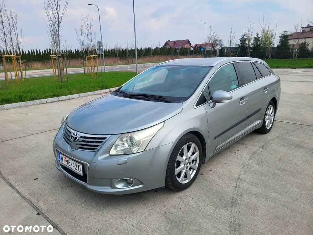 Toyota Avensis 2.0 D-4D 2010 - 4