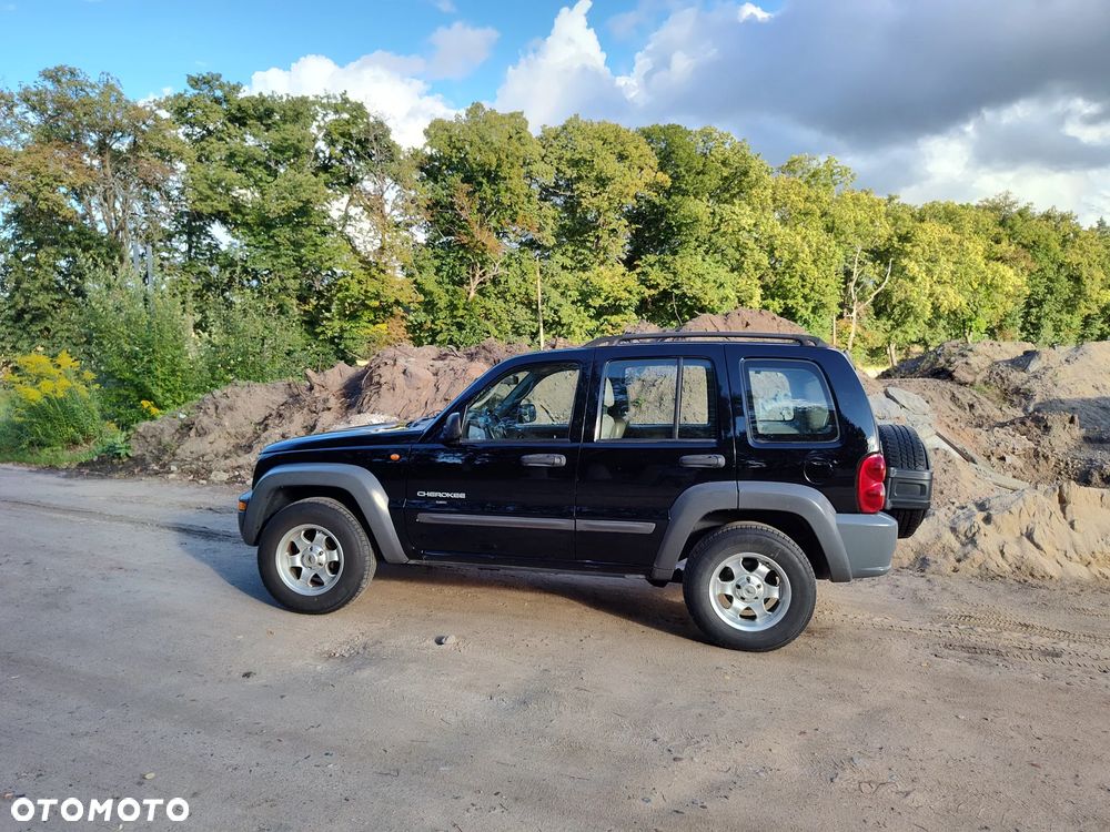 Jeep Cherokee - 3