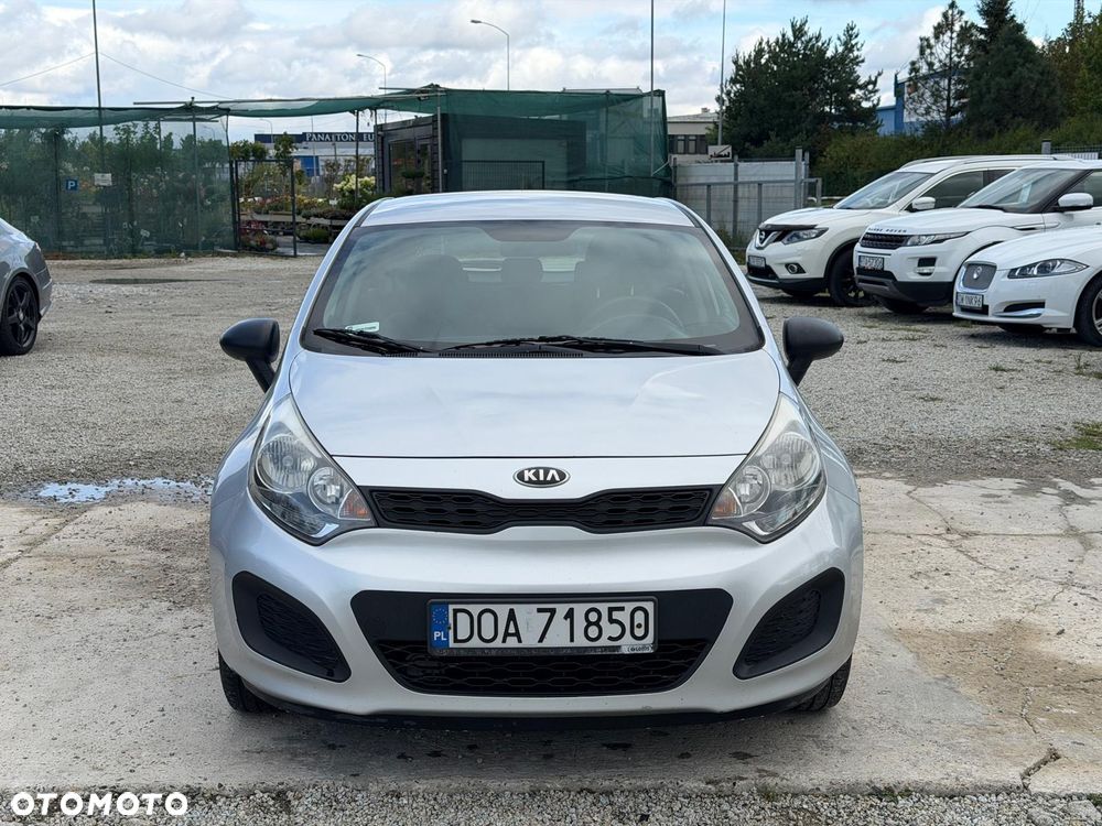 Kia Rio - 2