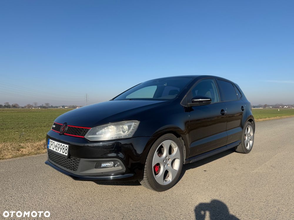 Volkswagen Polo 1.4 DSG GTI - 1