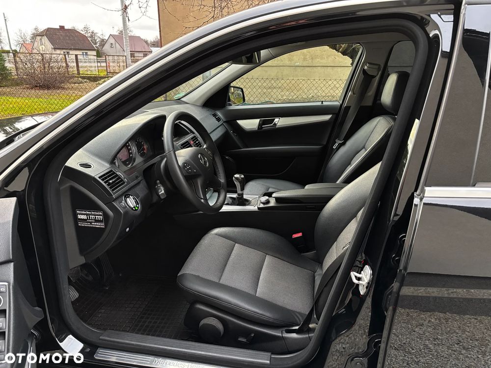 Mercedes-Benz Klasa C 180 Kompressor Avantgarde - 9