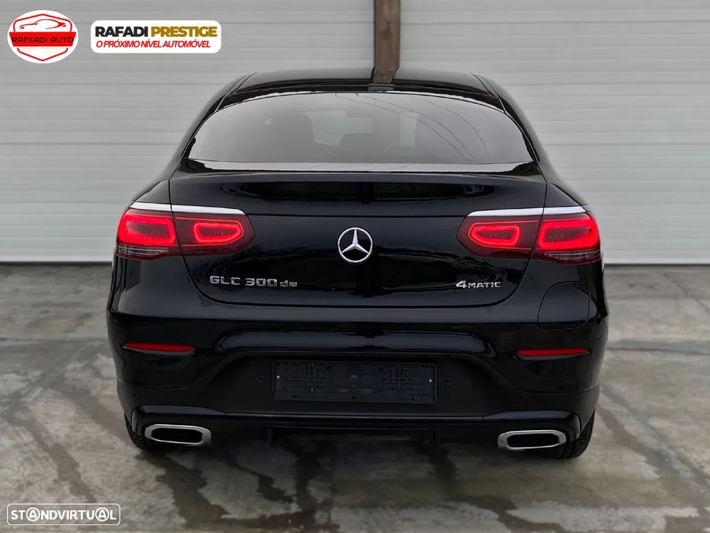 Mercedes-Benz GLC 300 de Coupe 4Matic 9G-TRONIC AMG Line - 4