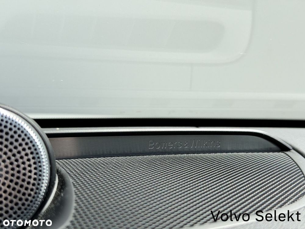 Volvo V60 Cross Country - 33