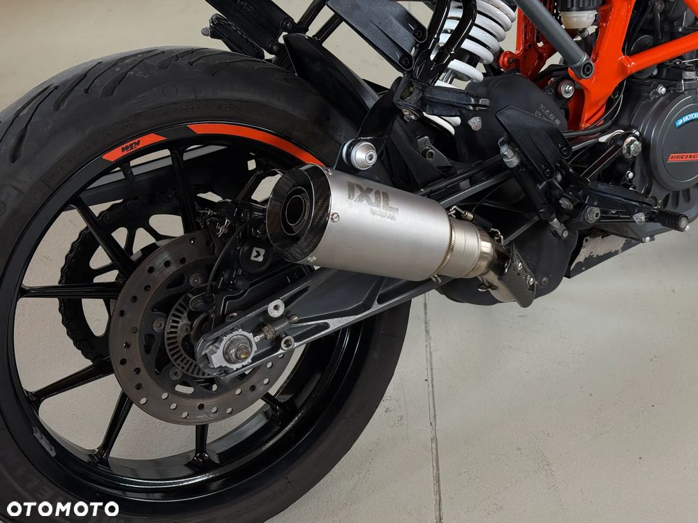 KTM Duke 125 - 9