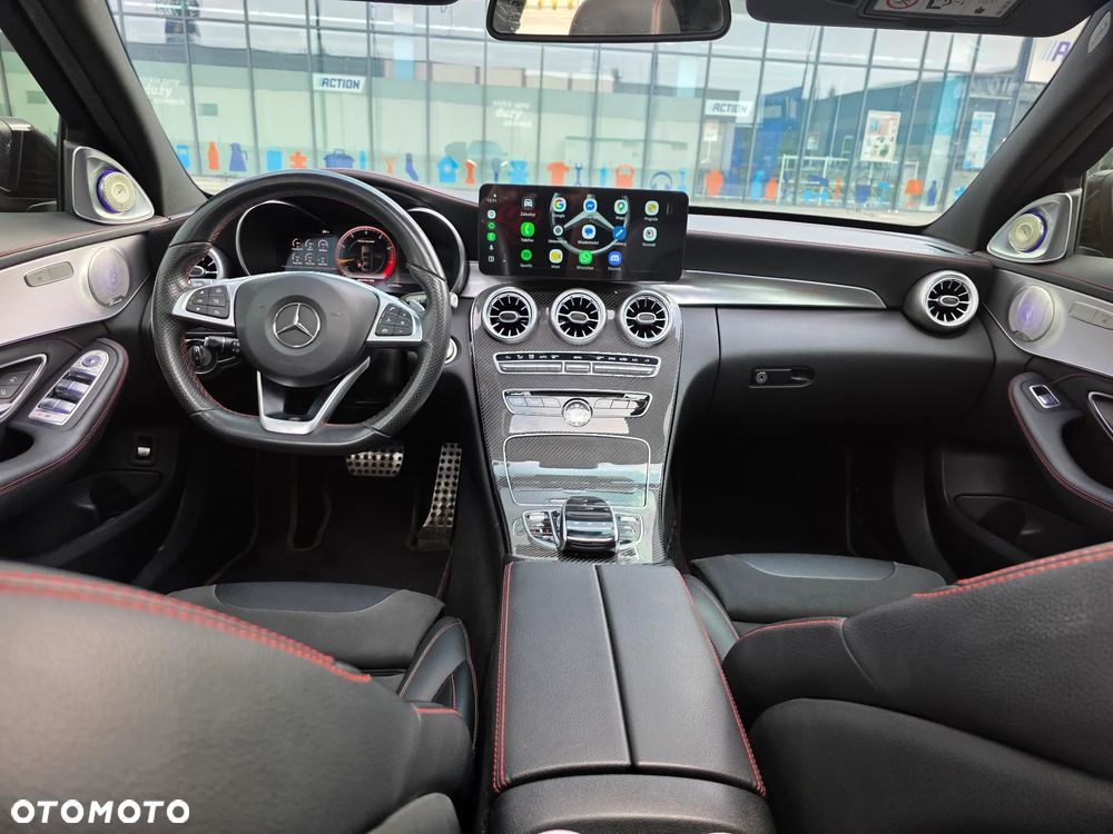 Mercedes-Benz Klasa C AMG 43 4-Matic - 21