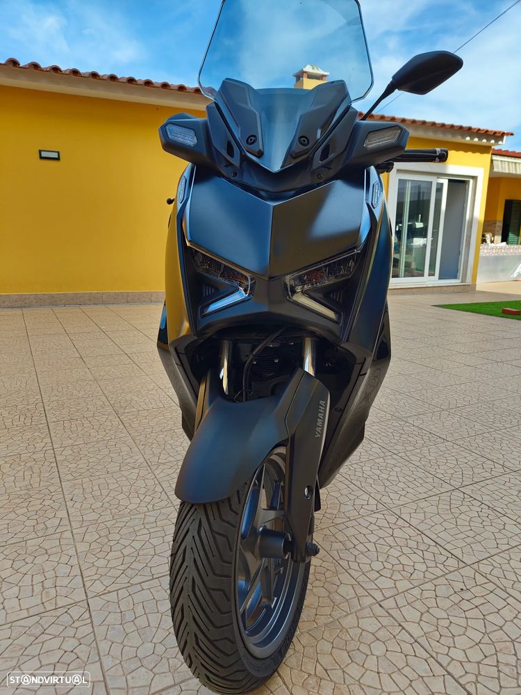 Yamaha X-Max TECH MAX - 3