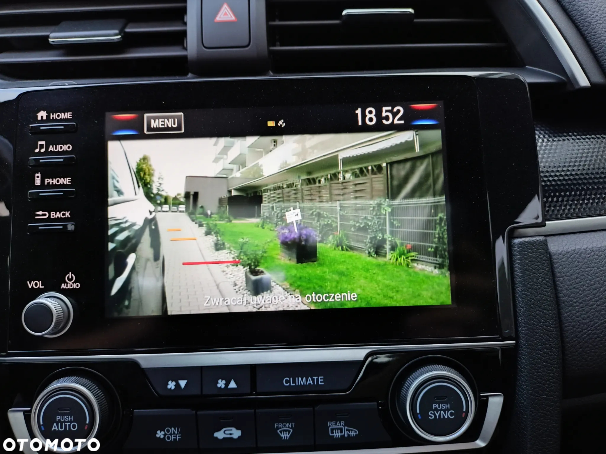 Honda Civic 2.0 i-VTEC LX CVT - 12