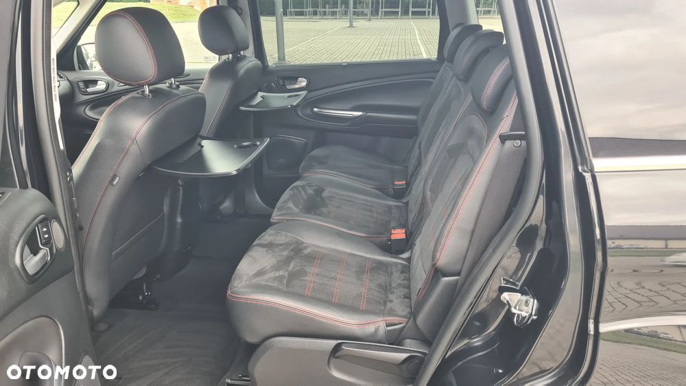 Ford S-Max 2.0 TDCi DPF Titanium - 36