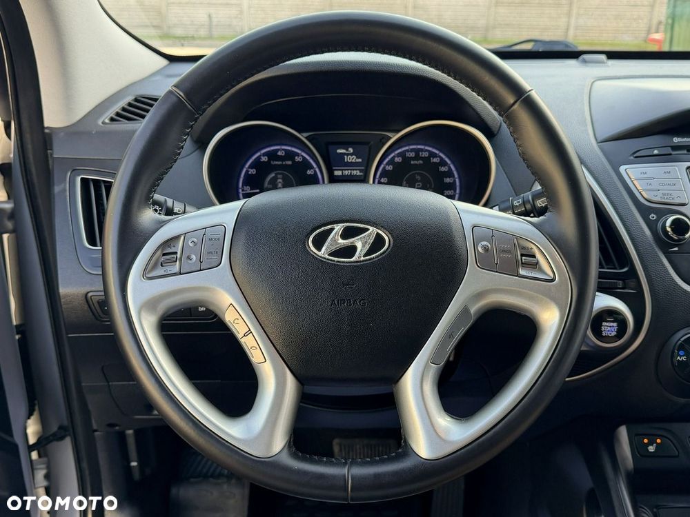 Hyundai ix35 2.0 4WD Automatik Premium - 12