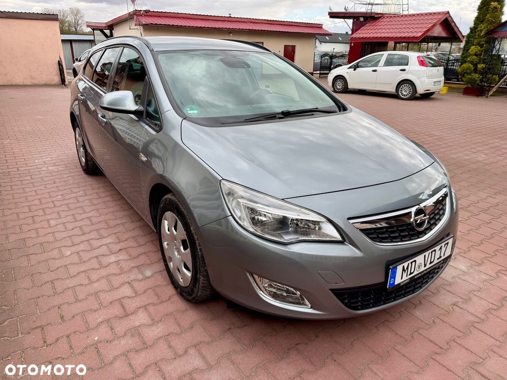 Opel Astra - 25