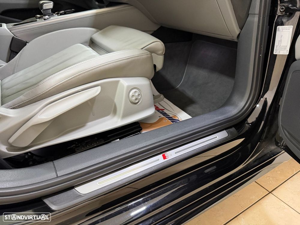 Audi A4 35 TDI S line S tronic - 47