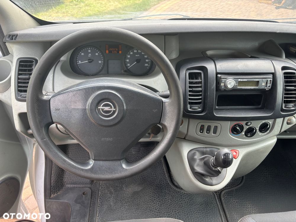 Opel Vivaro - 21